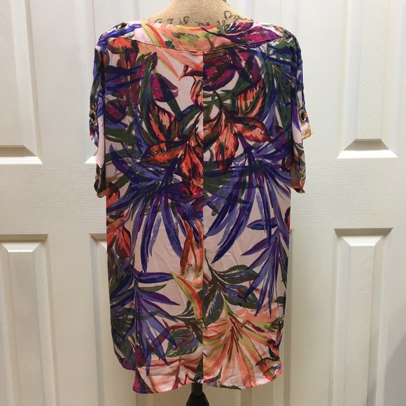 Beautiful Cold Shoulder Blouse - Picture 2 of 3